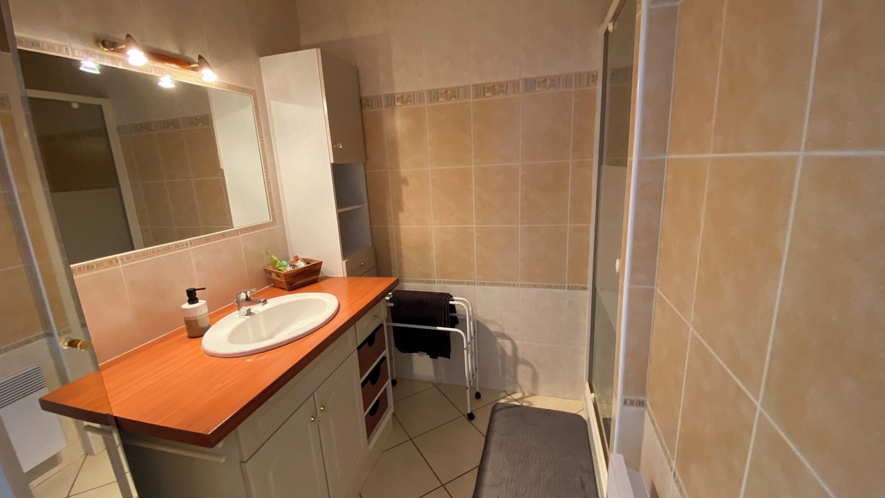 Photo of Bathroom in La Heuniere