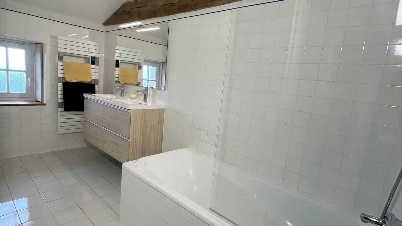 Photo of Bathroom in Beaulieu-sous-la-Roche