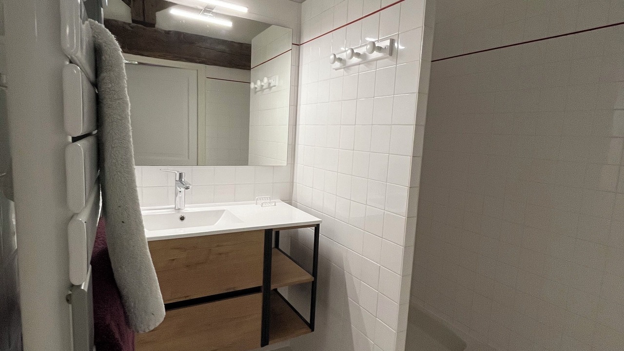 Photo of Bathroom in Beaulieu-sous-la-Roche