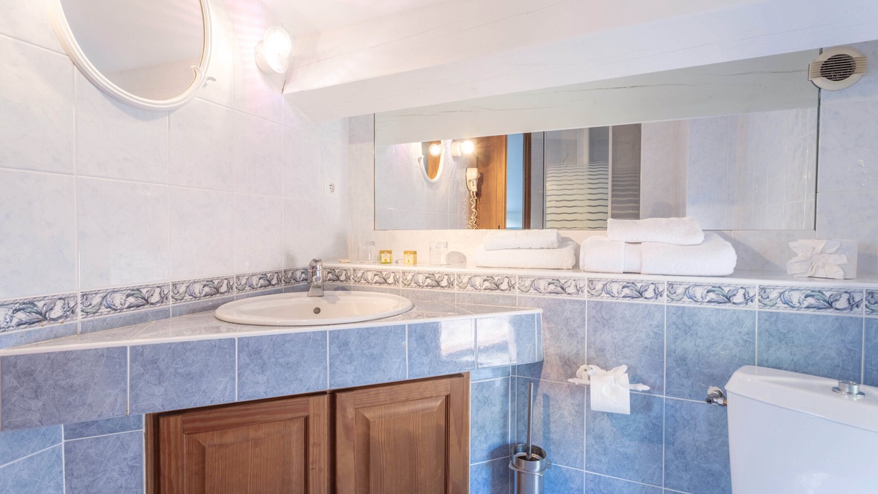 Photo of Bathroom in Gincla
