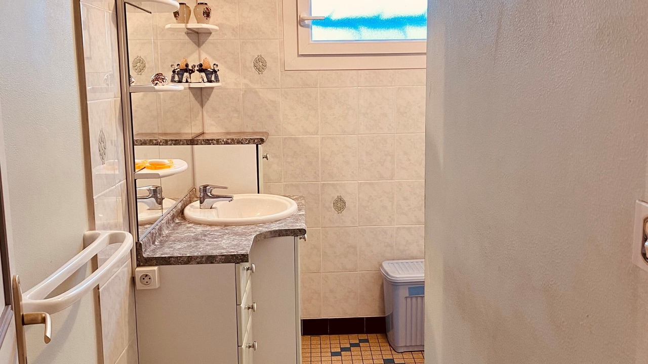 Photo of Bathroom in Capdrot