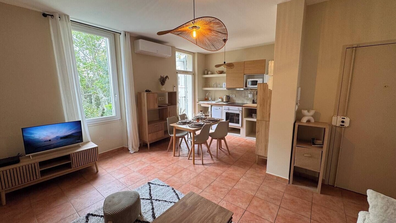 Photo of Livingroom in Les Cinq Avenues