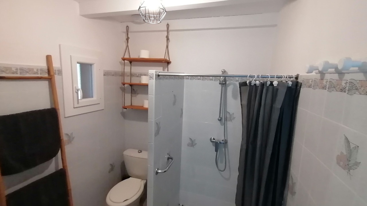 Photo of Bathroom in L'Echardiere
