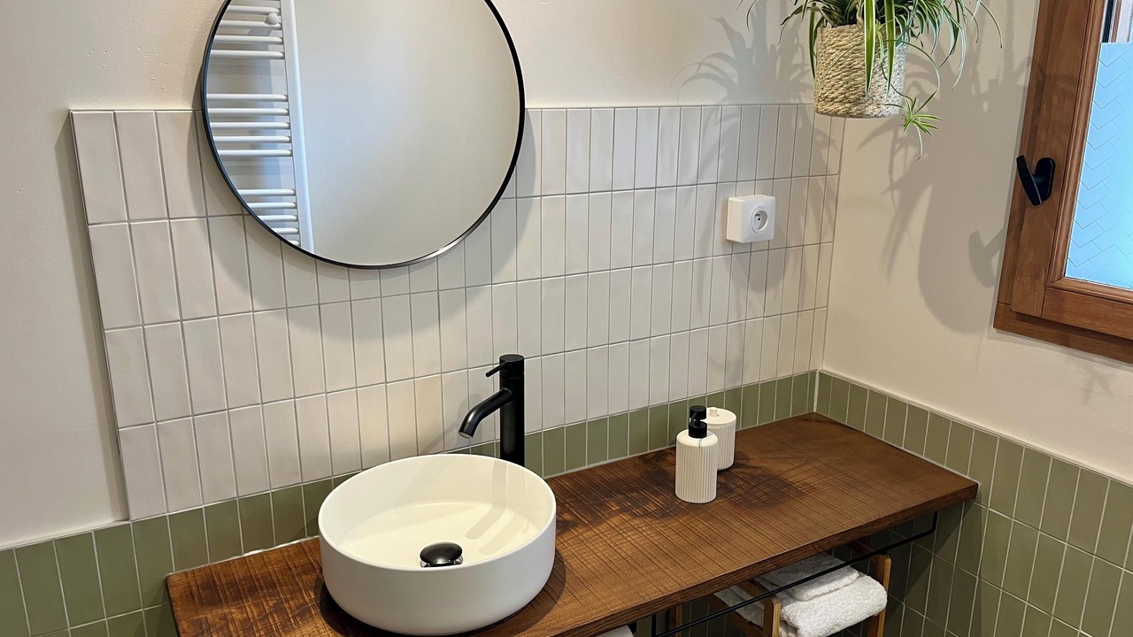 Photo of Bathroom in Saint-Sulpice-d'Excideuil