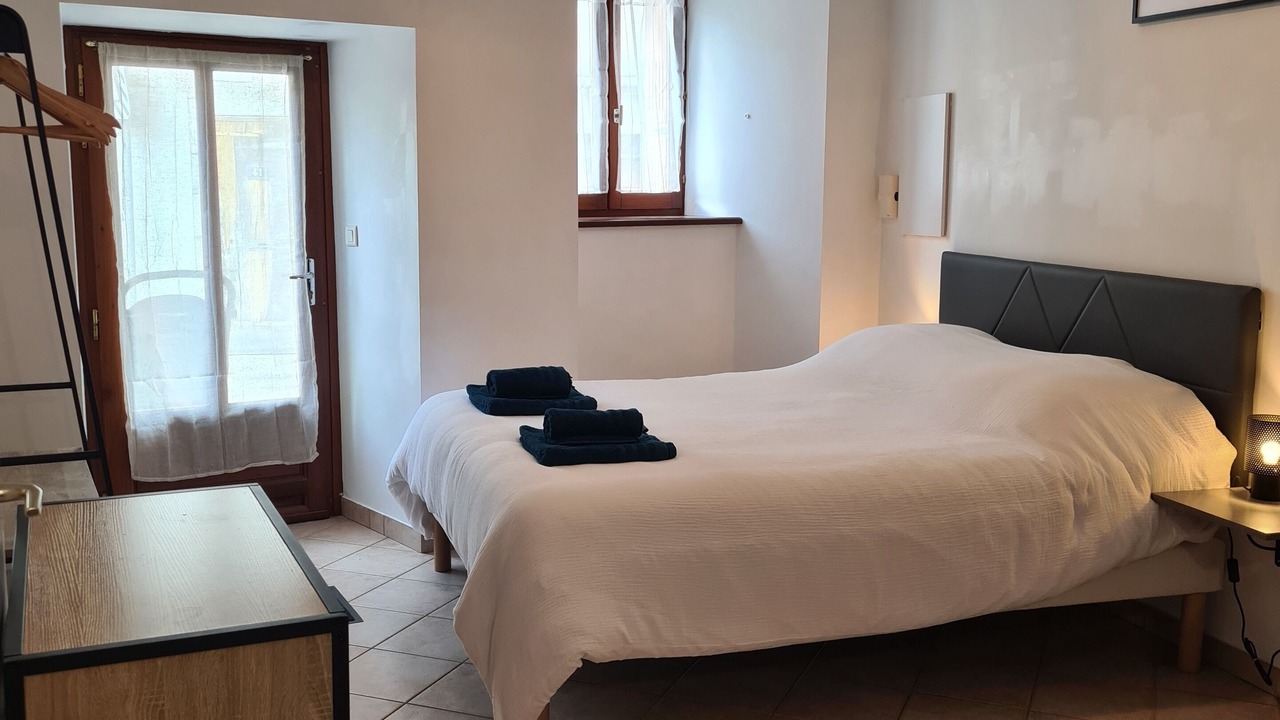 Photo of Bedroom in Saint-Chely-d'Apcher