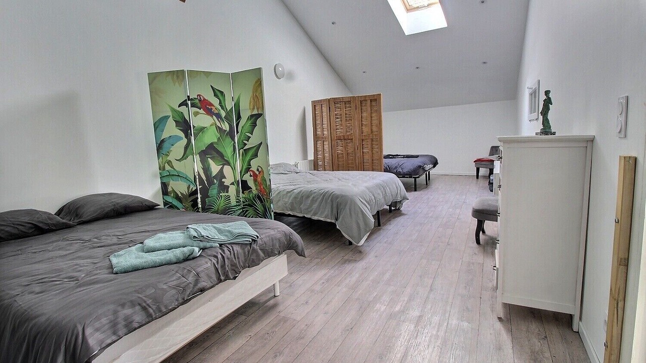 Photo of Bedroom in Les Cinq Avenues