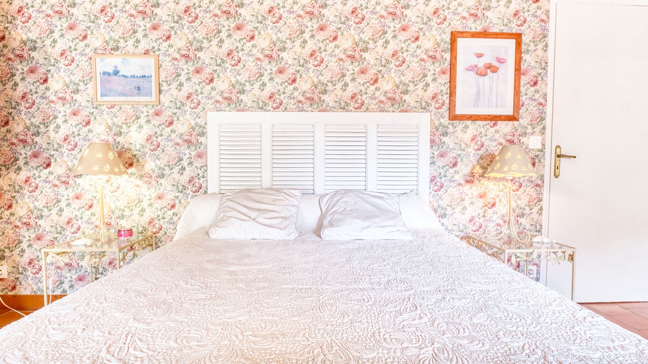 Photo of Bedroom in Cuneges