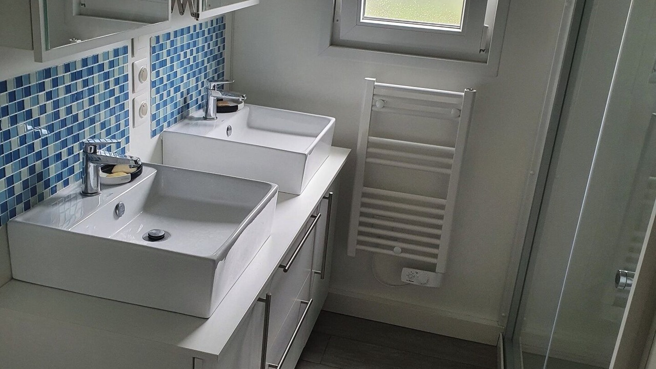 Photo of Bathroom in Grosbreuil