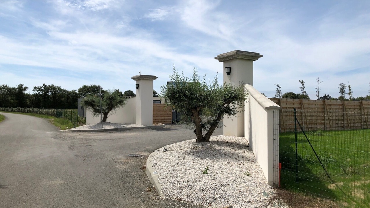 Photo of Outdoor in Grosbreuil