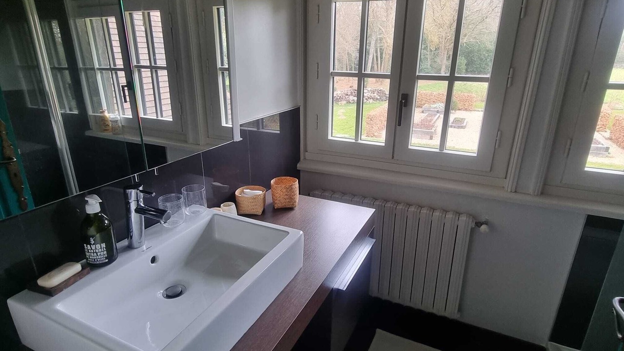 Photo of Bathroom in Blangy-le-Chateau