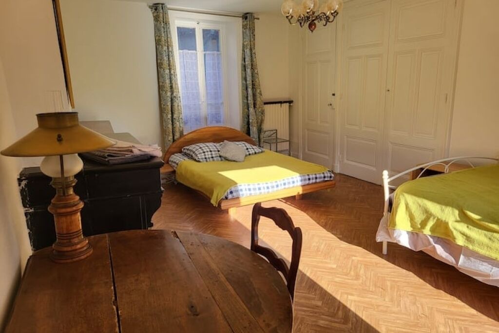 Photo of Bedroom in Albigny-sur-Saone