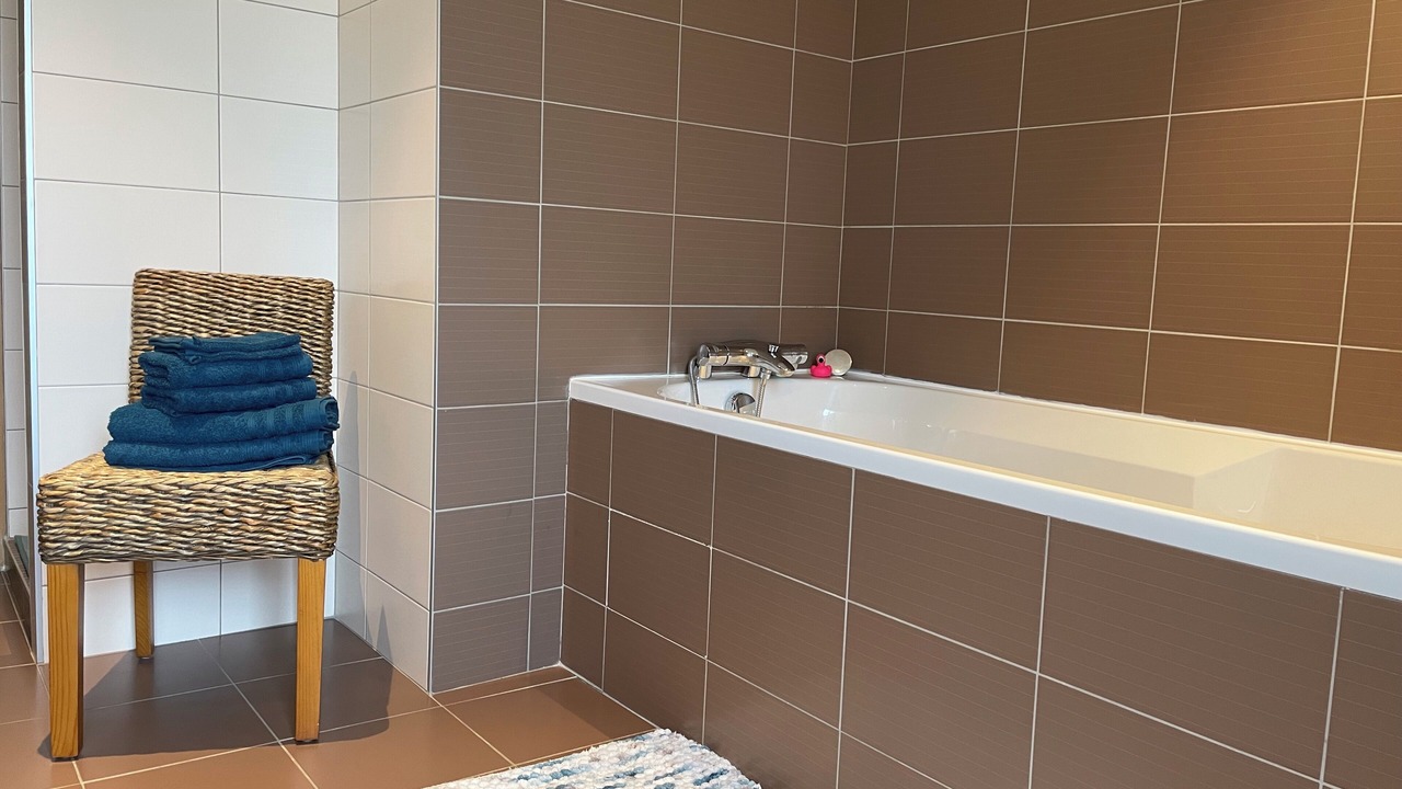 Photo of Bathroom in Cierges