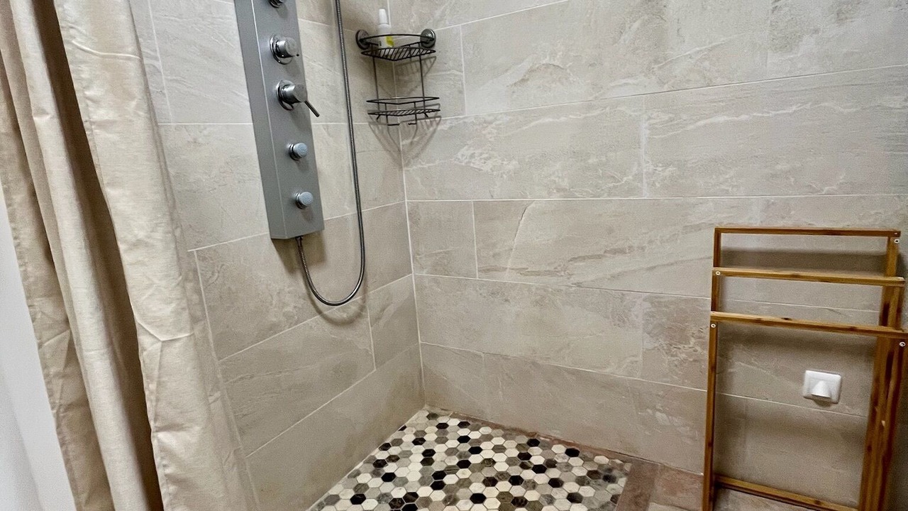 Photo of Bathroom in Neffies