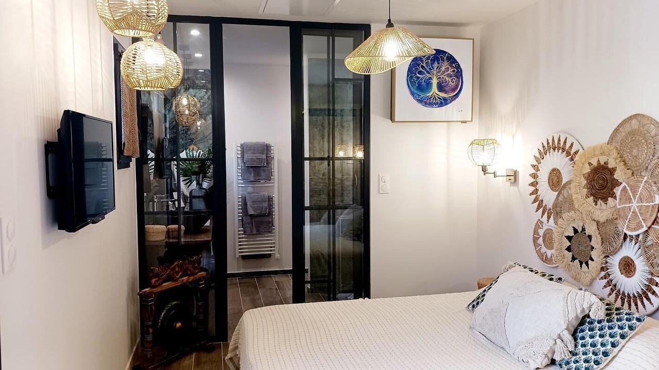 Photo of Bedroom in La Crau