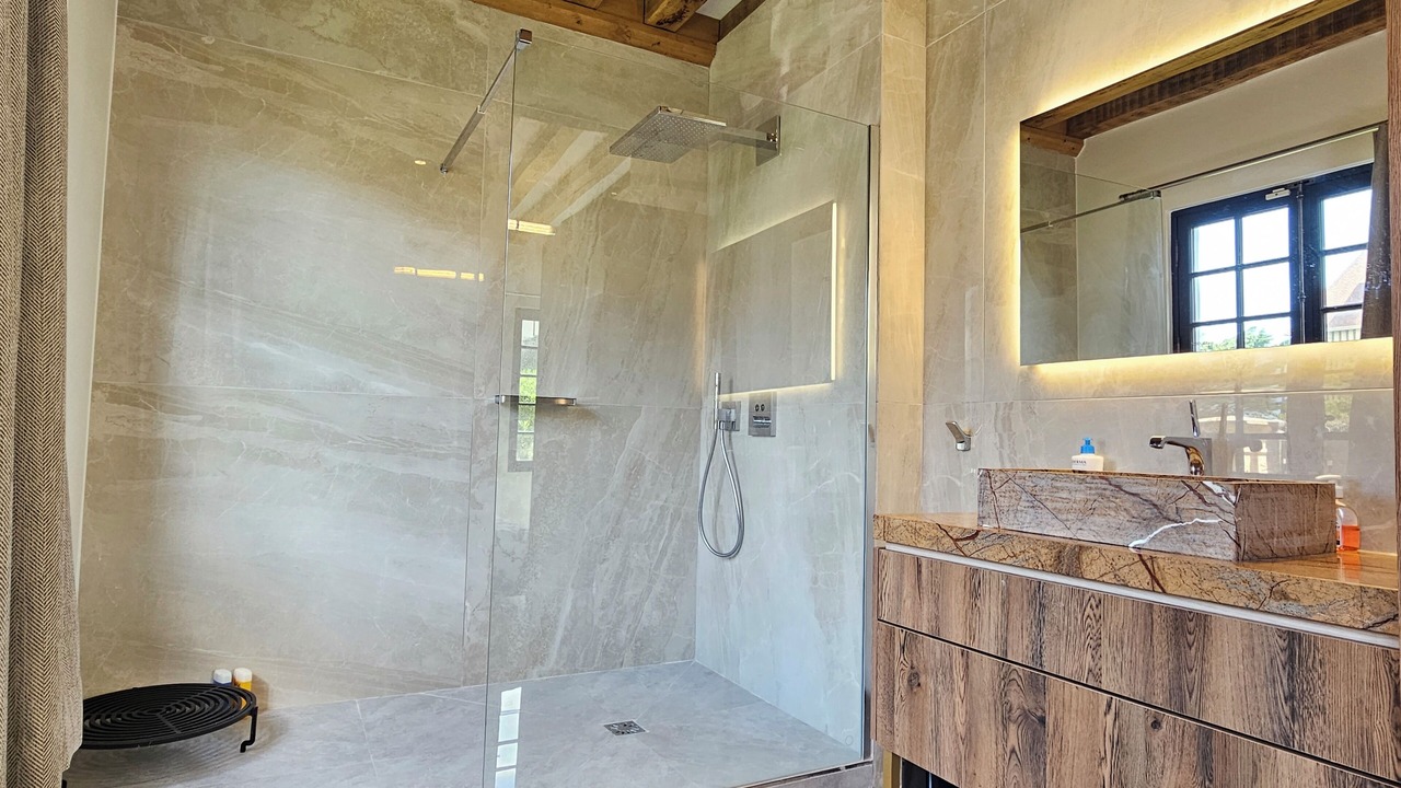 Photo of Bathroom in Benerville-sur-Mer