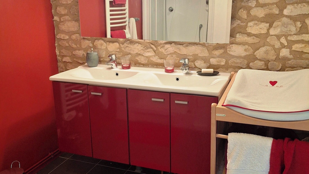 Photo of Bathroom in Chabournay