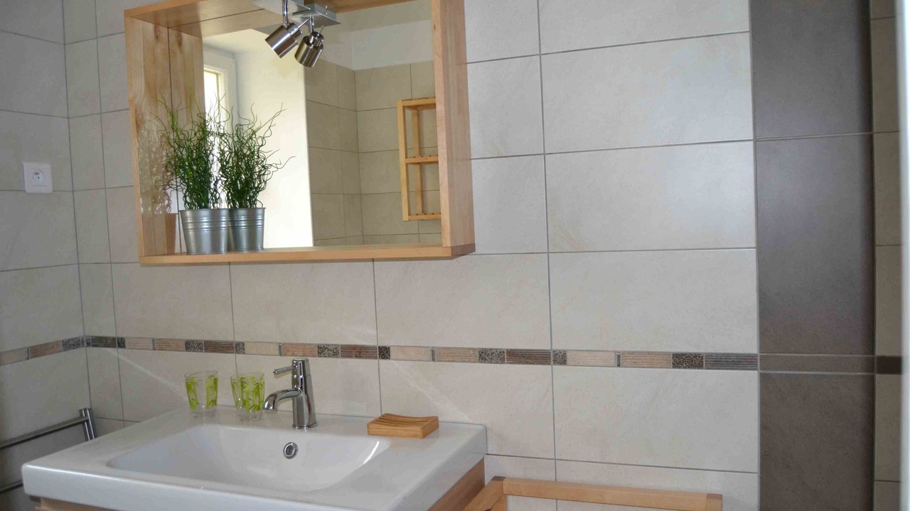 Photo of Bathroom in Mazerolles-du-Razes