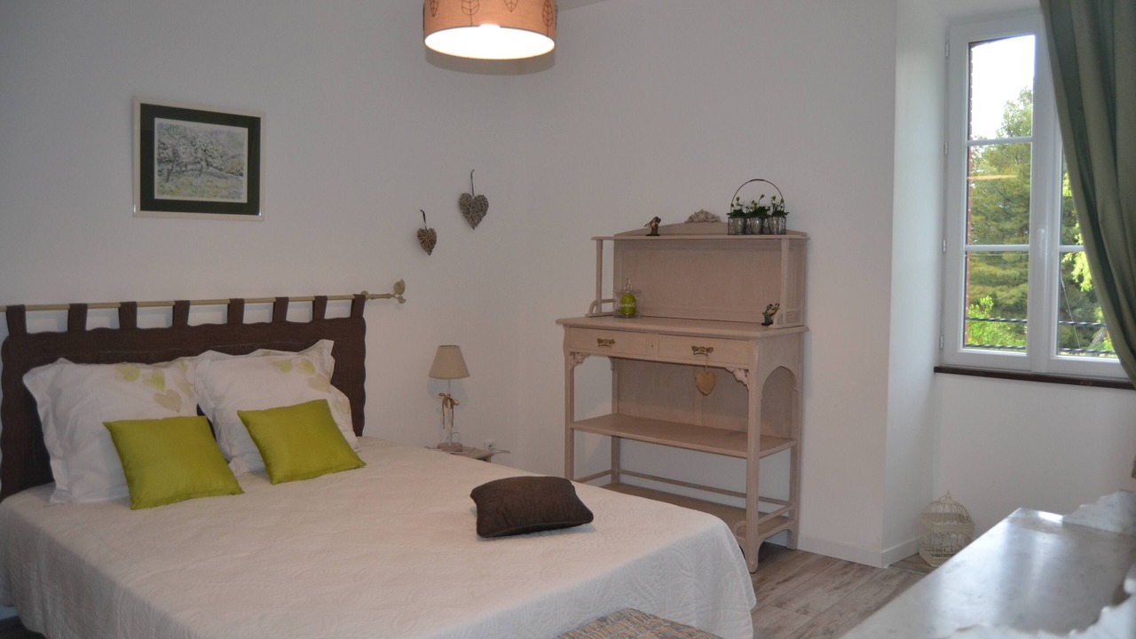 Photo of Bedroom in Mazerolles-du-Razes