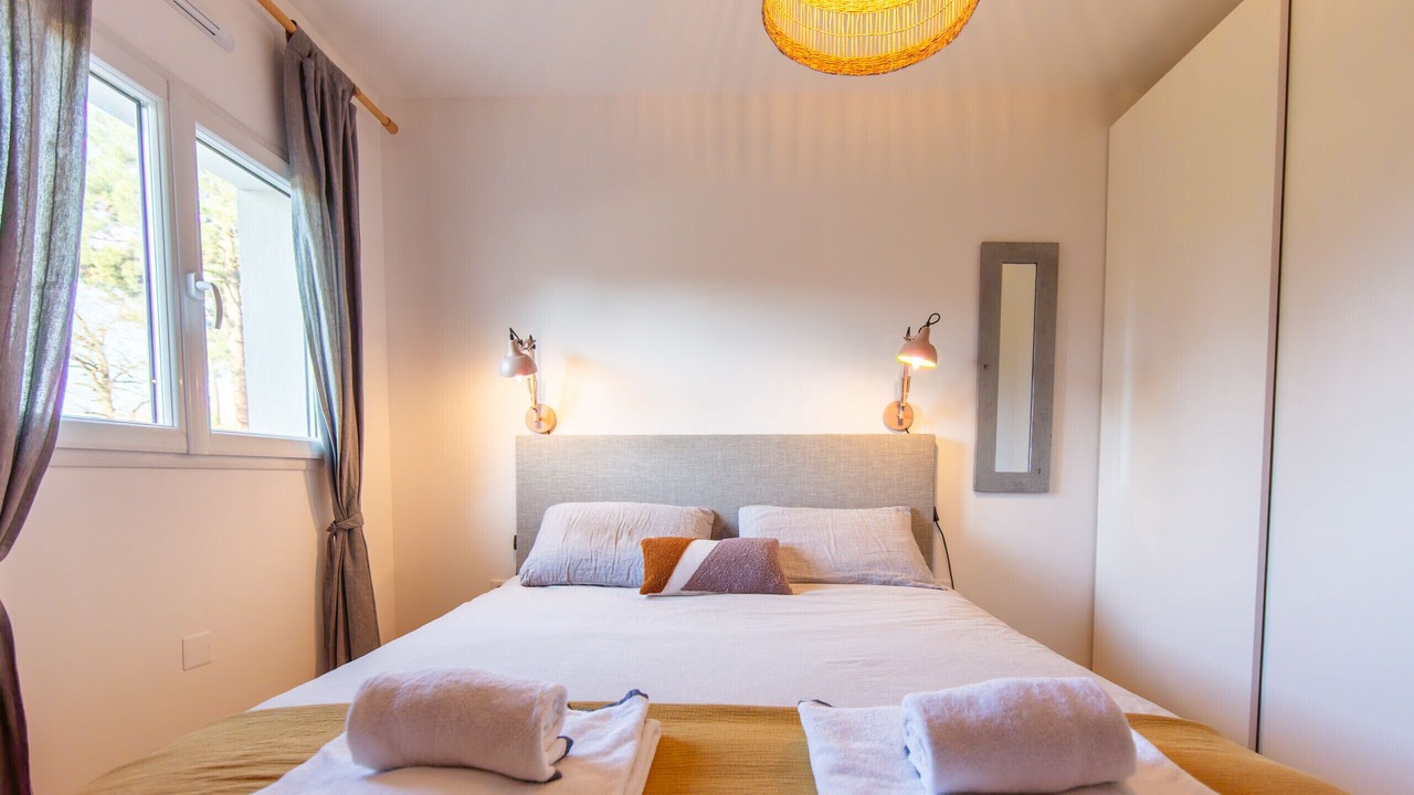Photo of Bedroom in Ares