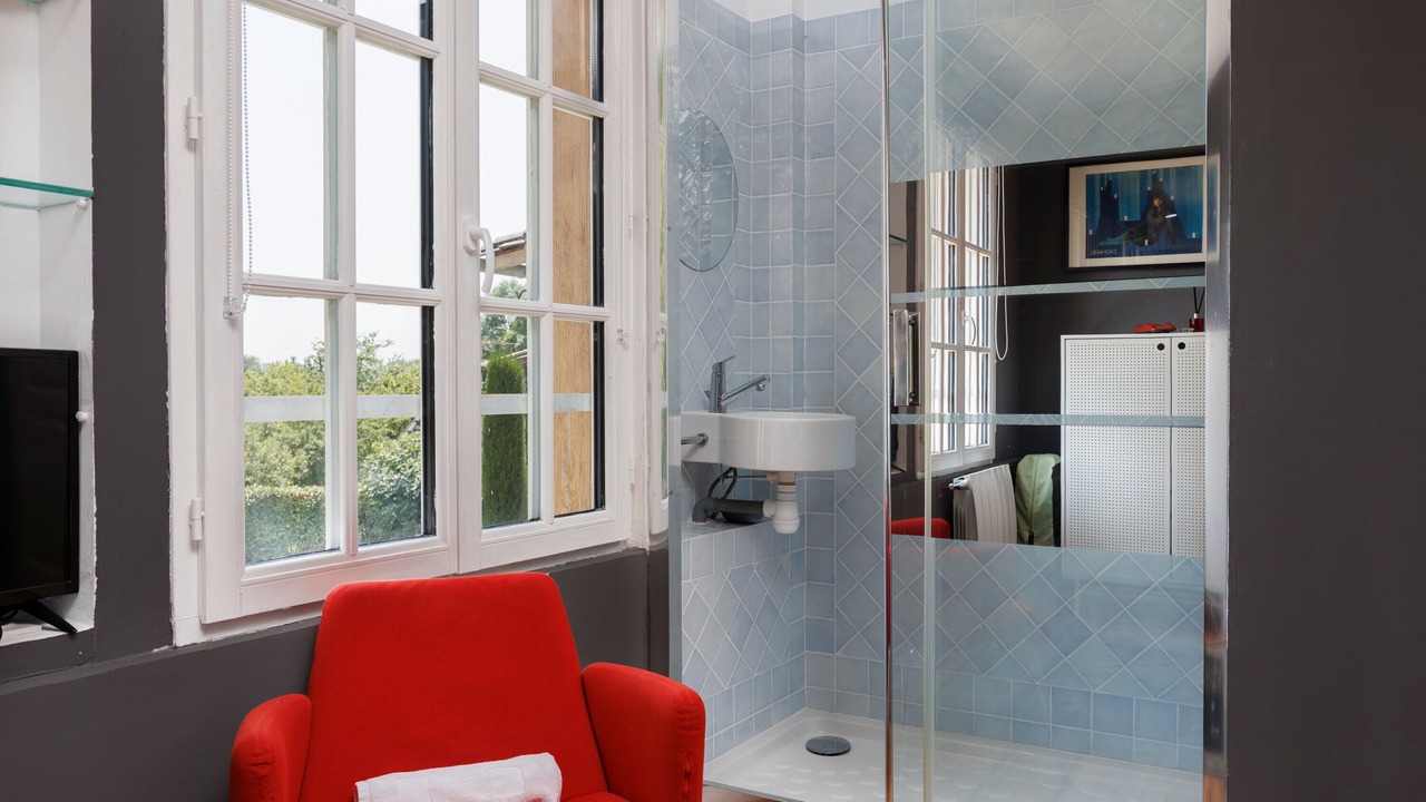 Photo of Bathroom in Libourne
