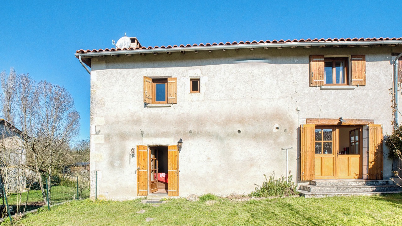 Photo of Outdoor in Festalemps