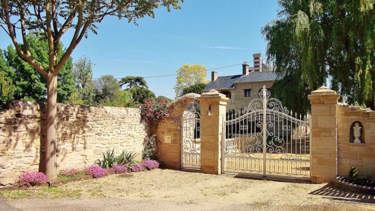 Photo of Outdoor in Saint-Georges-sur-Layon