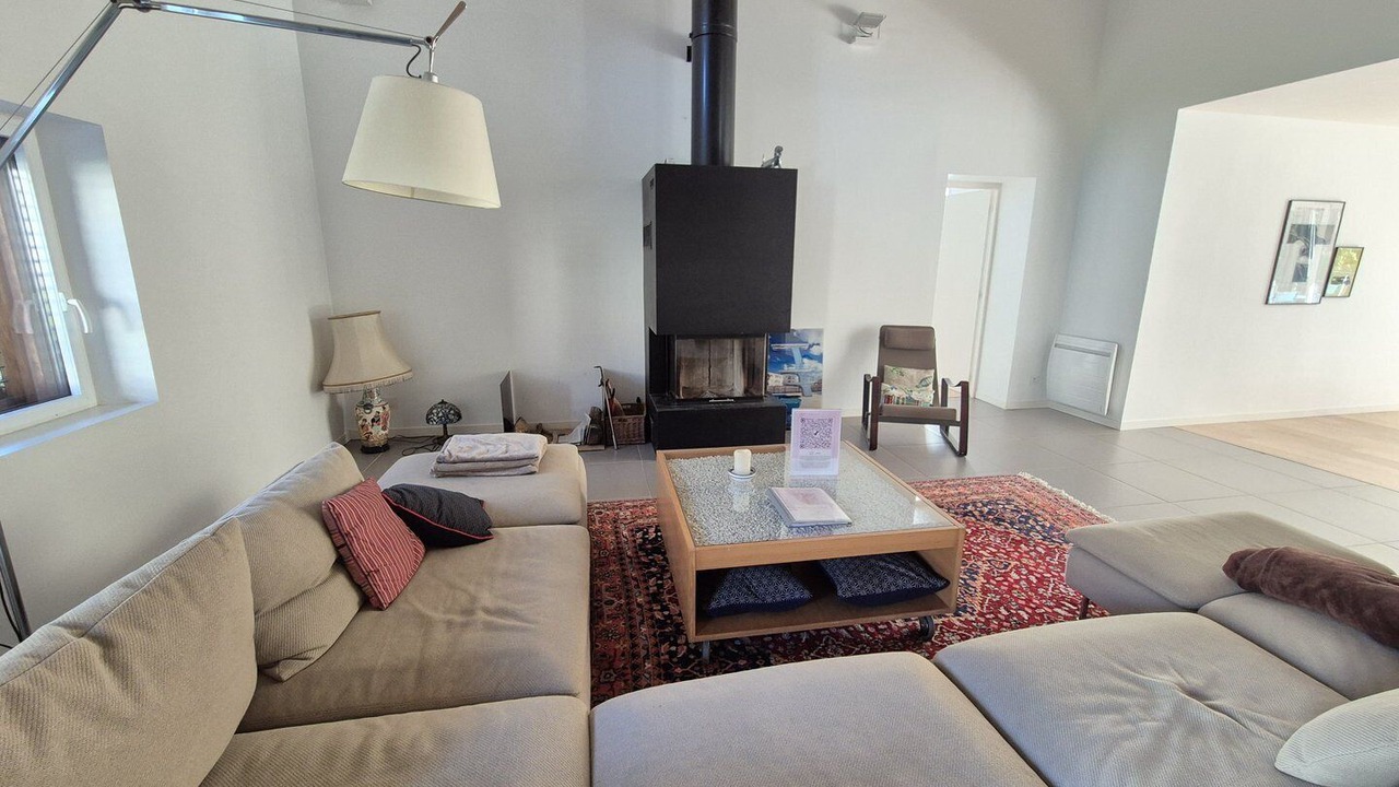 Photo of Livingroom in Chambretaud