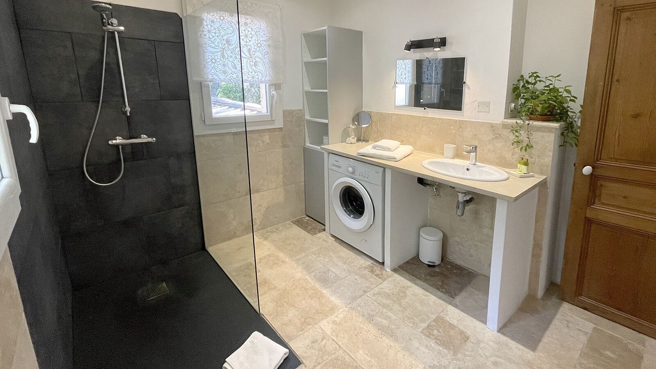 Photo of Bathroom in Salernes