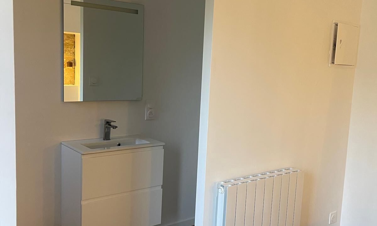 Photo of Bathroom in Cheray