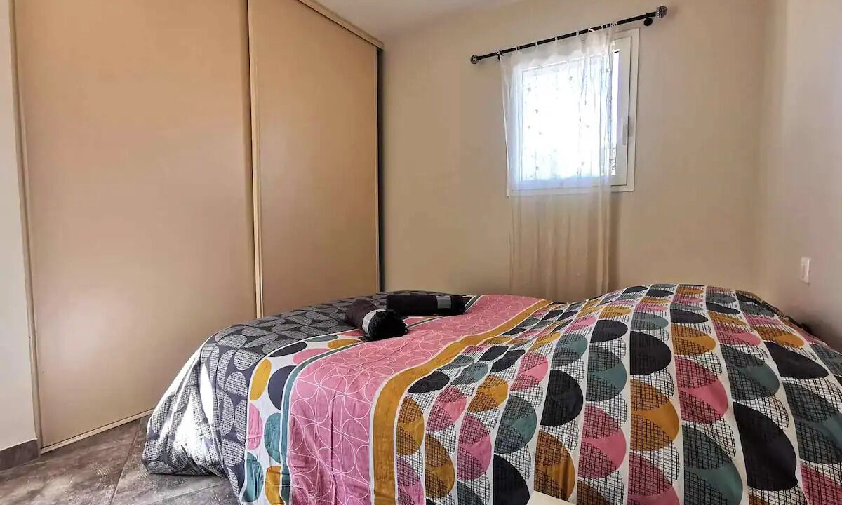 Photo of Bedroom in Saint-Chamas
