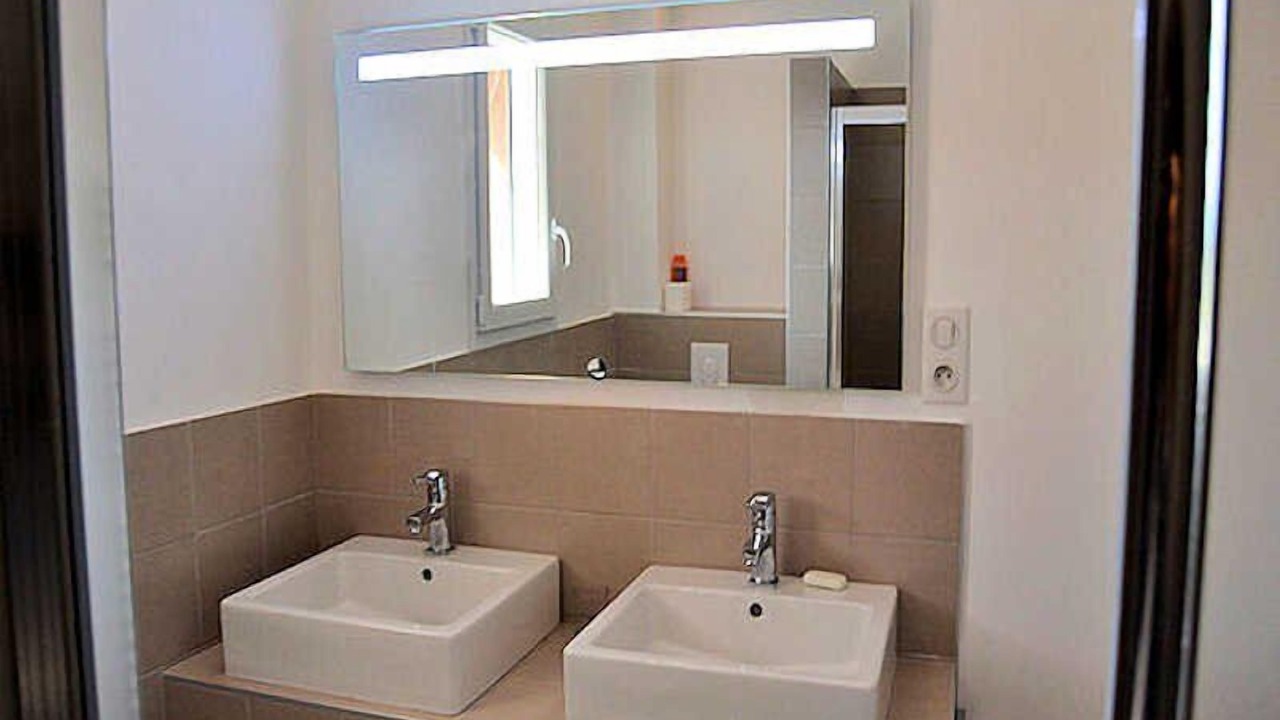 Photo of Bathroom in Puymeras