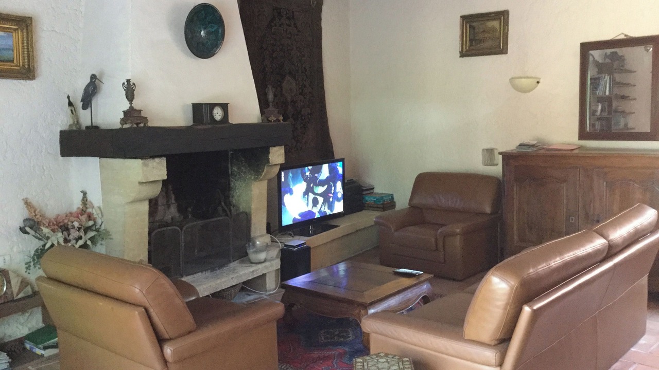 Photo of Livingroom in Thenon