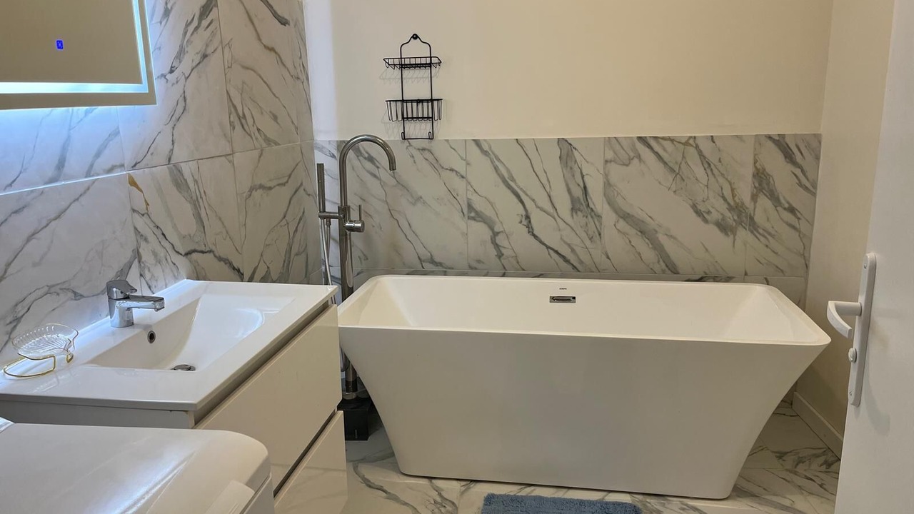 Photo of Bathroom in Montry
