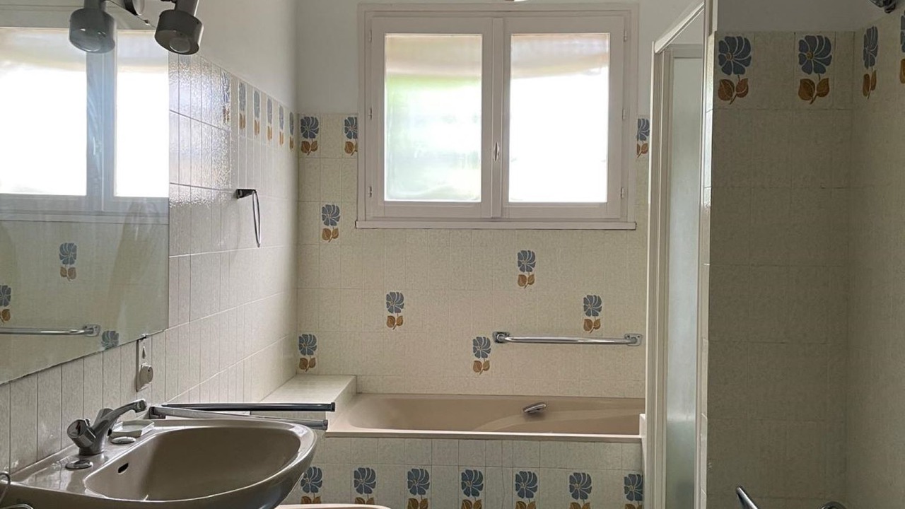 Photo of Bathroom in Gailleres