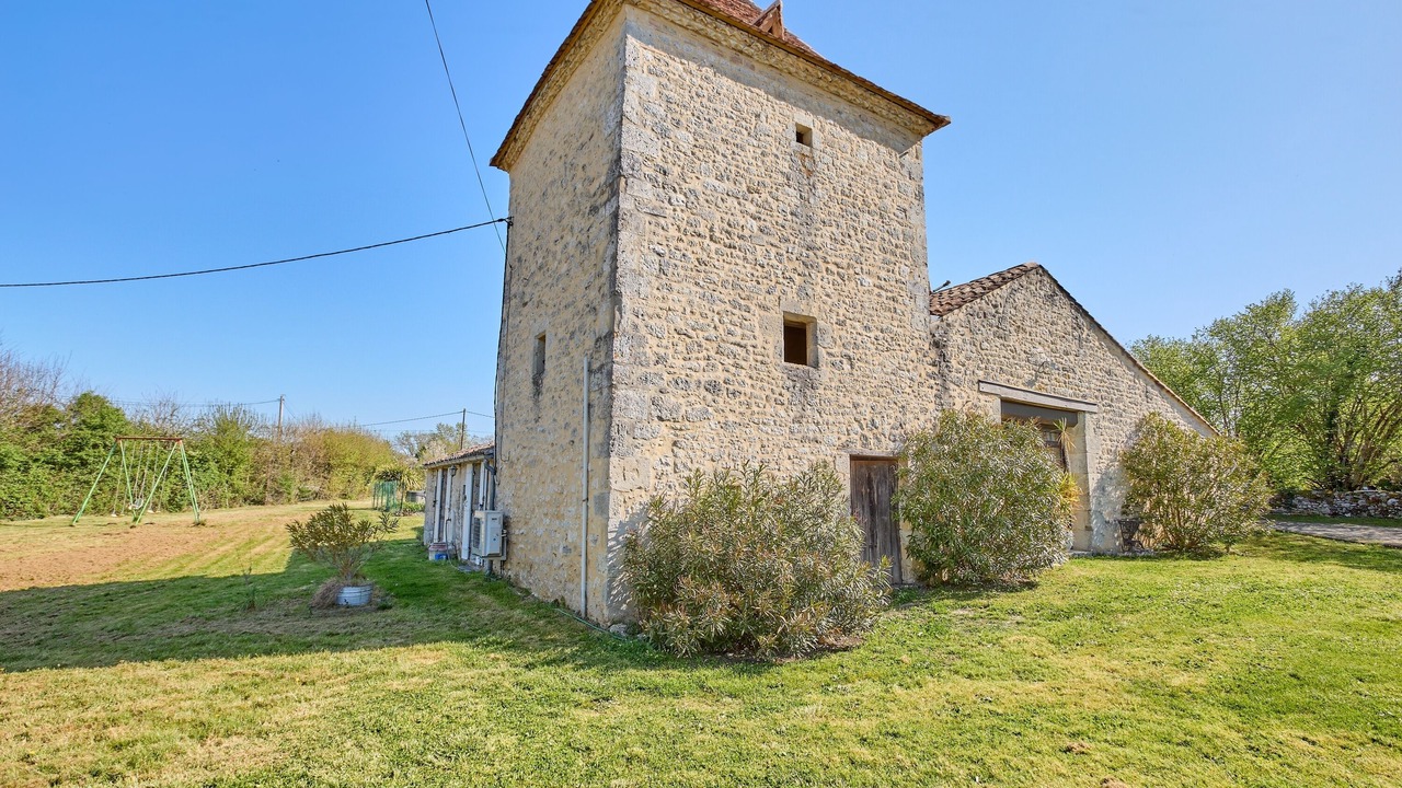 Photo of Outdoor in Thenac