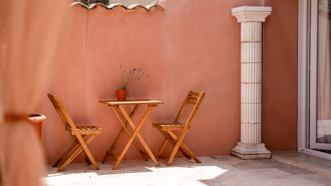 Photo of Outdoor in Orange