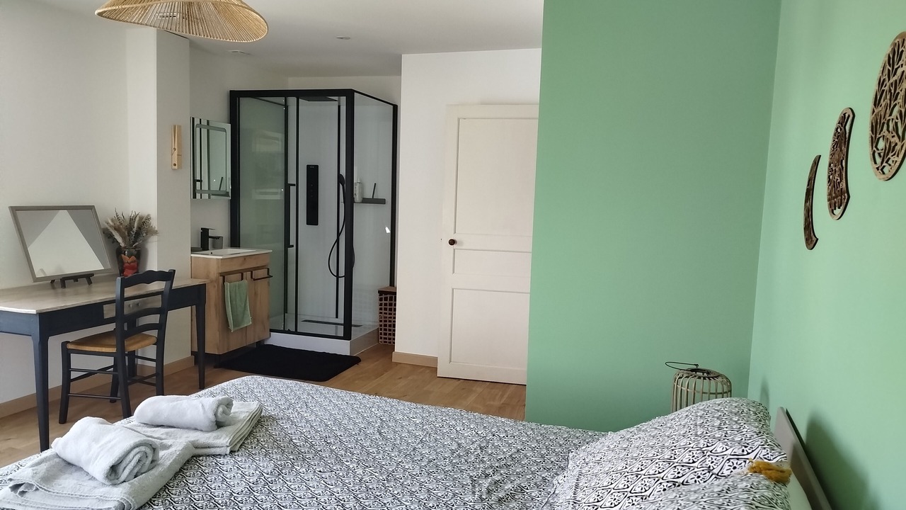Photo of Bedroom in Damvix