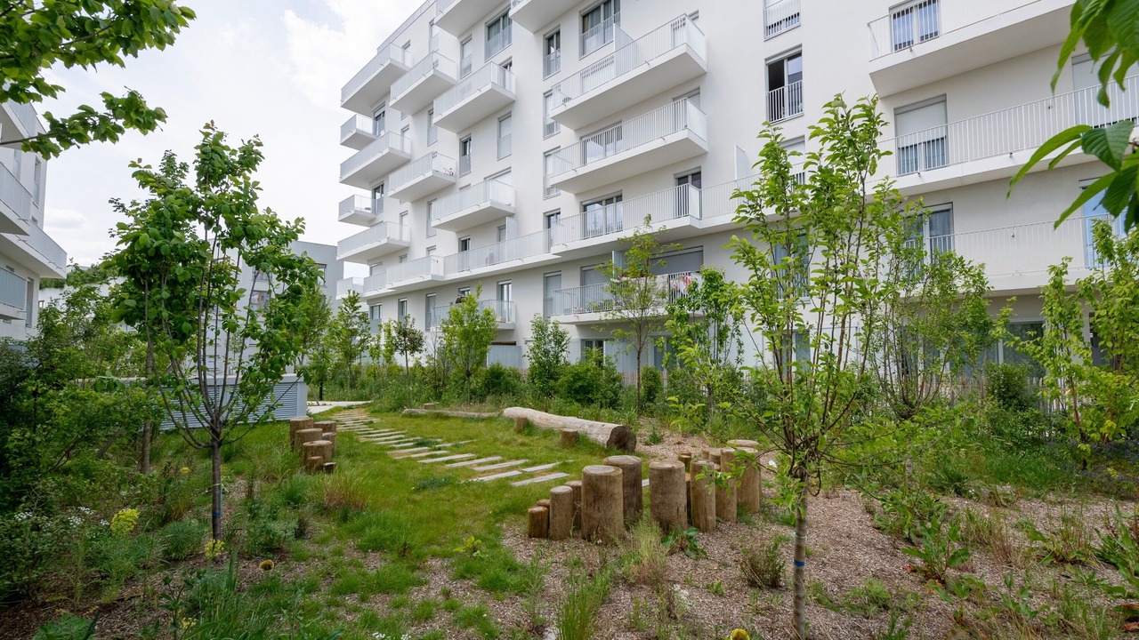 Photo of Outdoor in Cergy