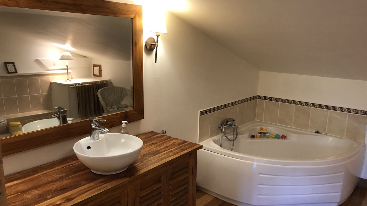 Photo of Bathroom in Larzac
