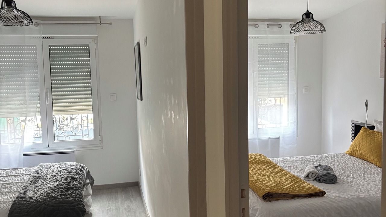 Photo of Bedroom in Plateau - Mont-Valerien