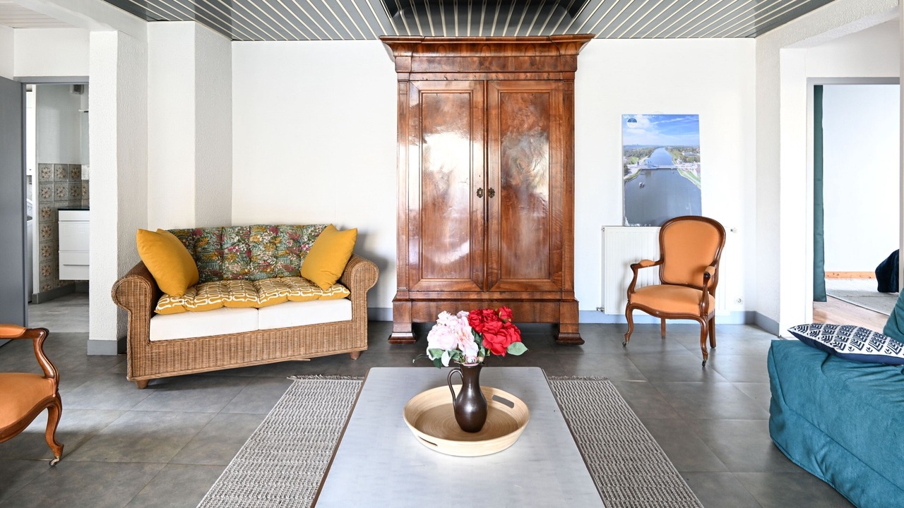 Photo of Livingroom in Hubert-Folie