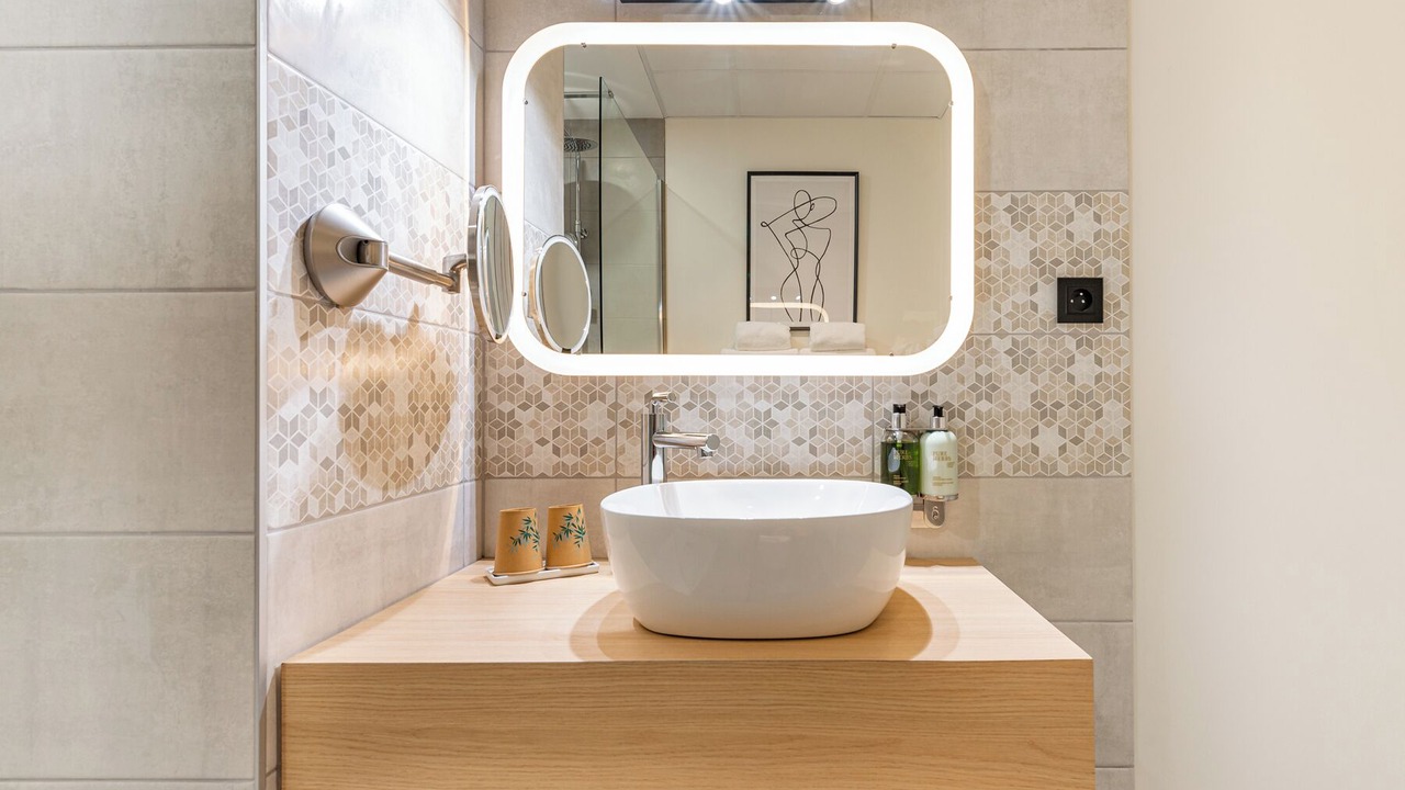 Photo of Bathroom in Voltaire - Saint Amour