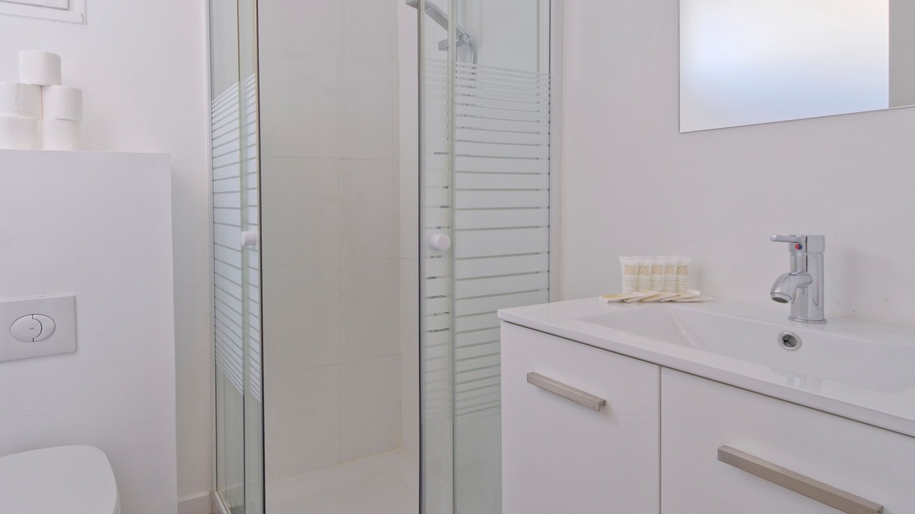 Photo of Bathroom in Saint-Etienne-de-Tinee