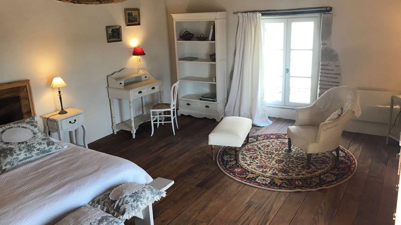 Photo of Bedroom in Montastruc
