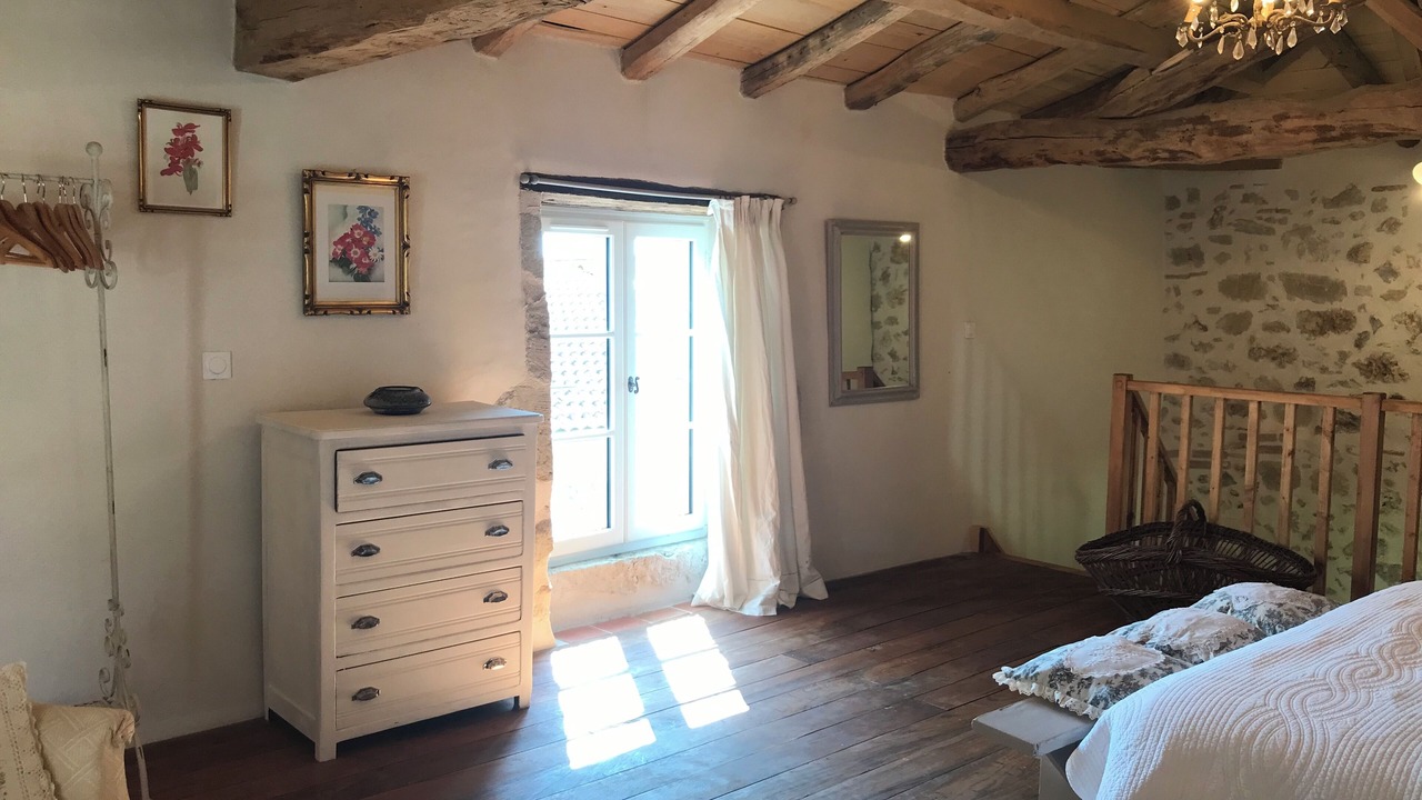 Photo of Bedroom in Montastruc