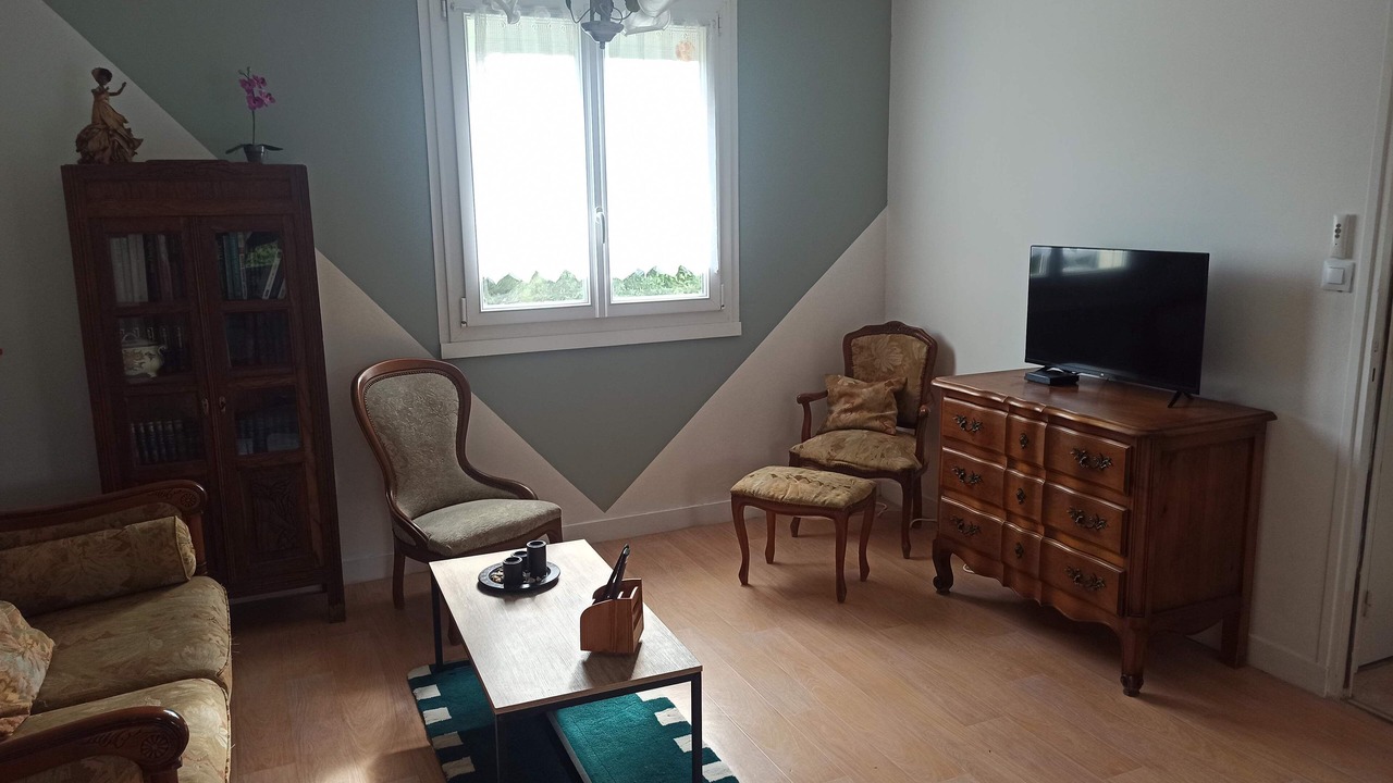 Photo of Livingroom in Saint-Clet