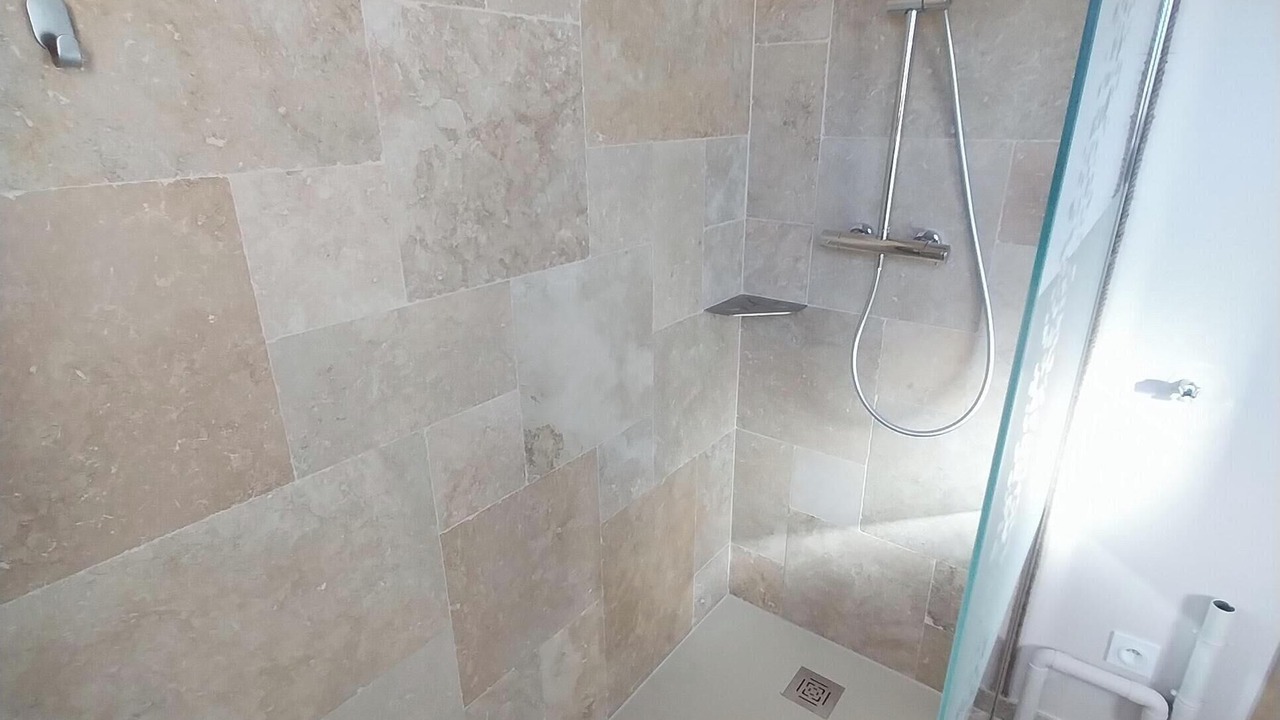 Photo of Bathroom in Millau