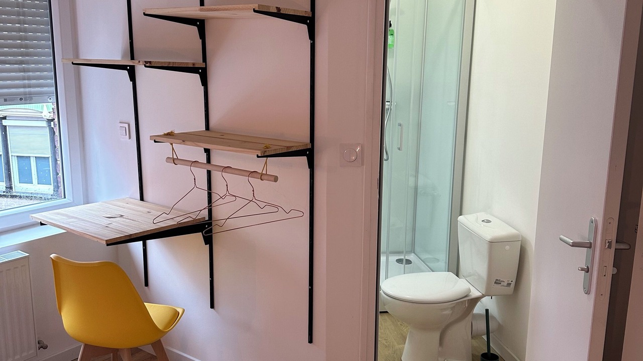 Photo of Bathroom in Fives