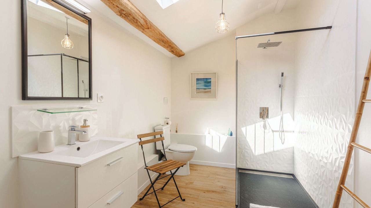 Photo of Bathroom in Vergne