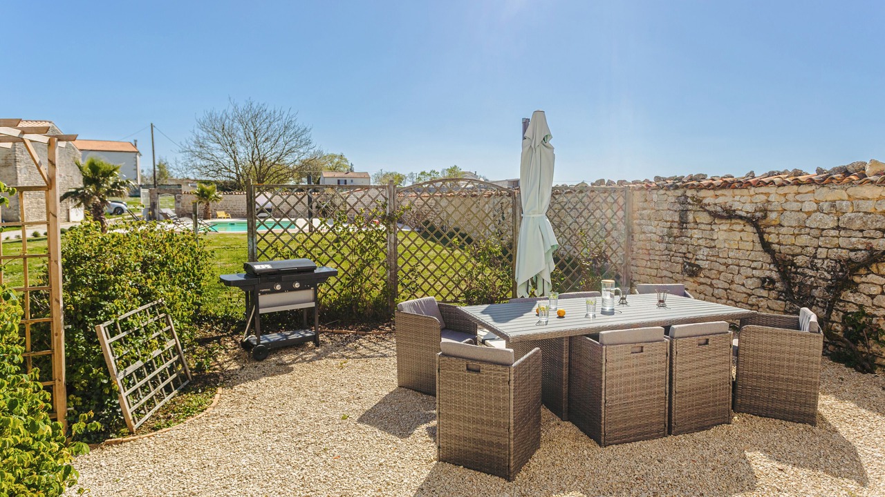 Photo of Outdoor in Vergne